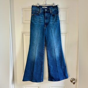Levi’s Ribcage Bell Jeans Women’s 26x30 High Rise Wide Leg Boho Festival Denim